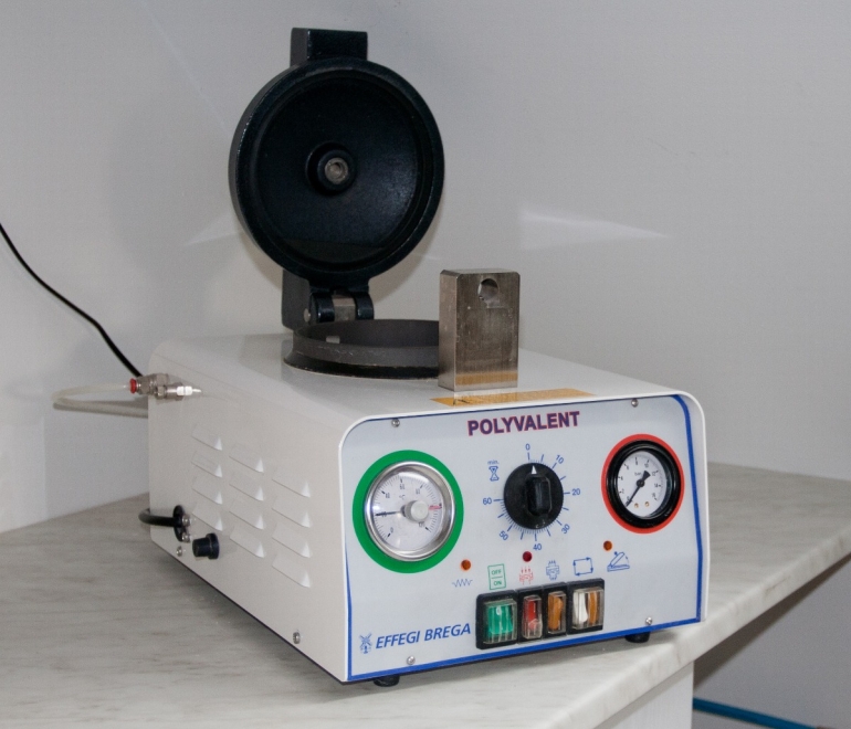 Prodám polymerátor Polyvalent Effegi Brega + příslušenství Prodám polymerátor Polyvalent Effegi Brega + příslušenství