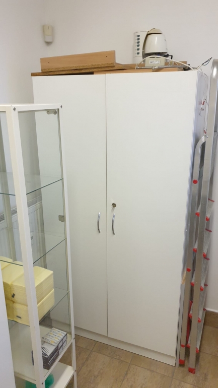 Prodáme ordinační nábytek Prodáme ordinační nábytek