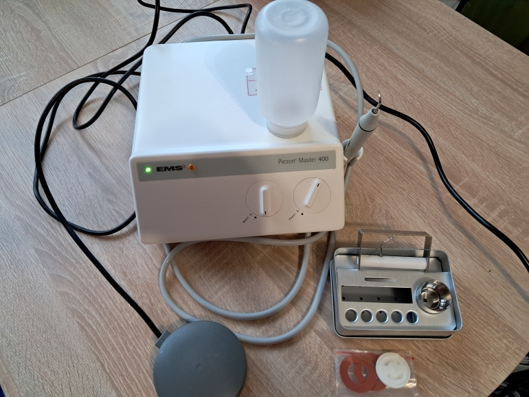 Prodám EMS PIEZON MASTER 400