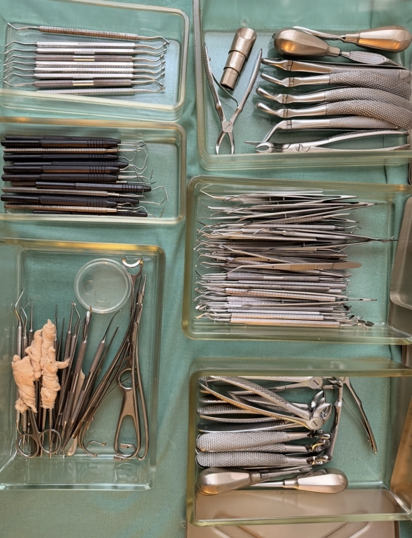 Prodej mobiliáře stomatologické ordinace