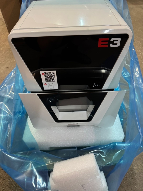 Laboratorní fréza E3