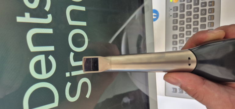 Skaner Sirona Omnicam 