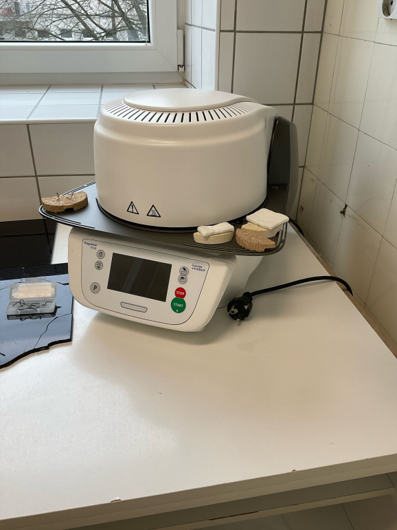 Pec na porcelán Ivoclar Programat P310 (2 ks)