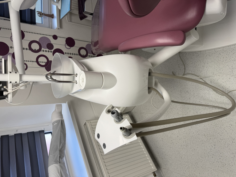 Prodám stomatologickou soupravu DC 170