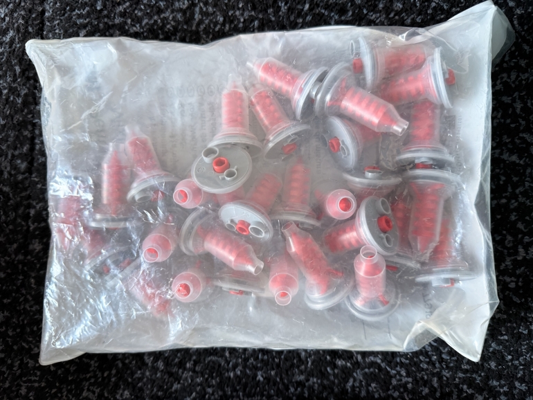 Pentamix 2 Universal Cartridge a&nbsp;3M Penta Mixing Tips - Red