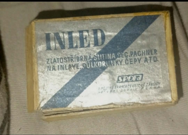 zlatostříbrná slitina sec. 