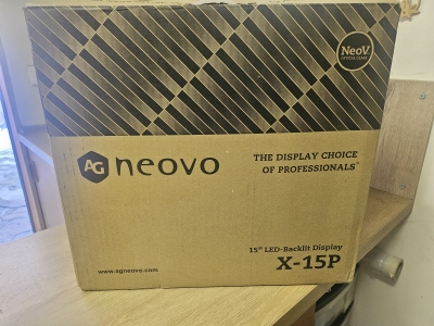 Monitor NEOVO