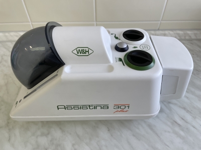 Prodej Assistiny 301plus