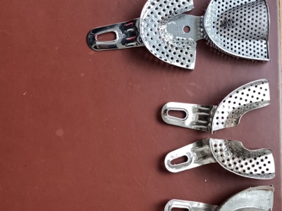 Nástroje a otiskovací lžíce