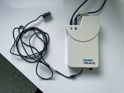 Prodám intraorální RTG Gendex 765 DC včetně senzoru
