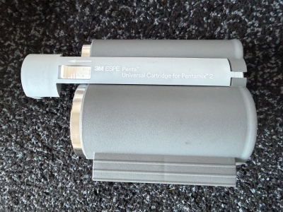 Pentamix 2 Universal Cartridge a 3M Penta Mixing Tips - Red